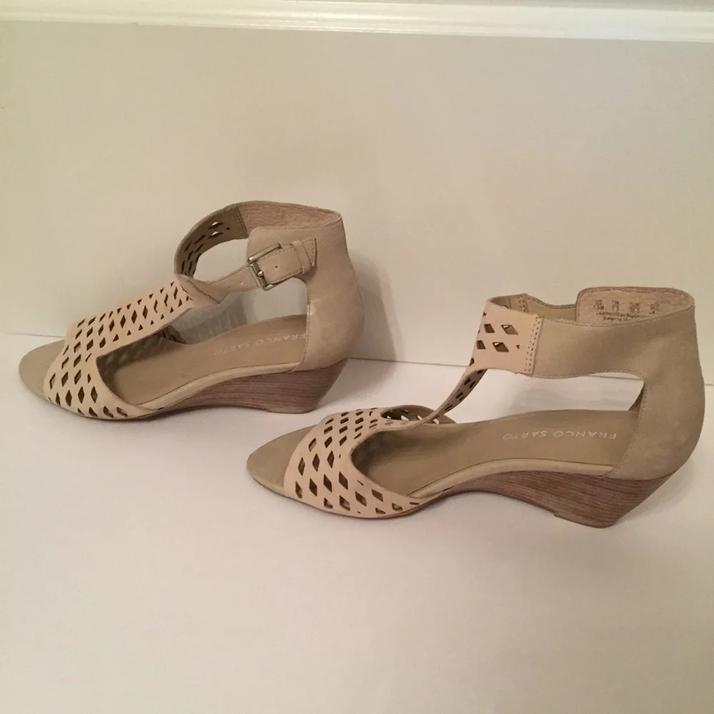 FRANCO SARTO SHOES WEDGE CREAM LEATHER & MANMADE ‘KALE’ Size 7.5 BUCKLE
